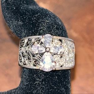 Antique ring crystal cross marcasite black & silver lovely